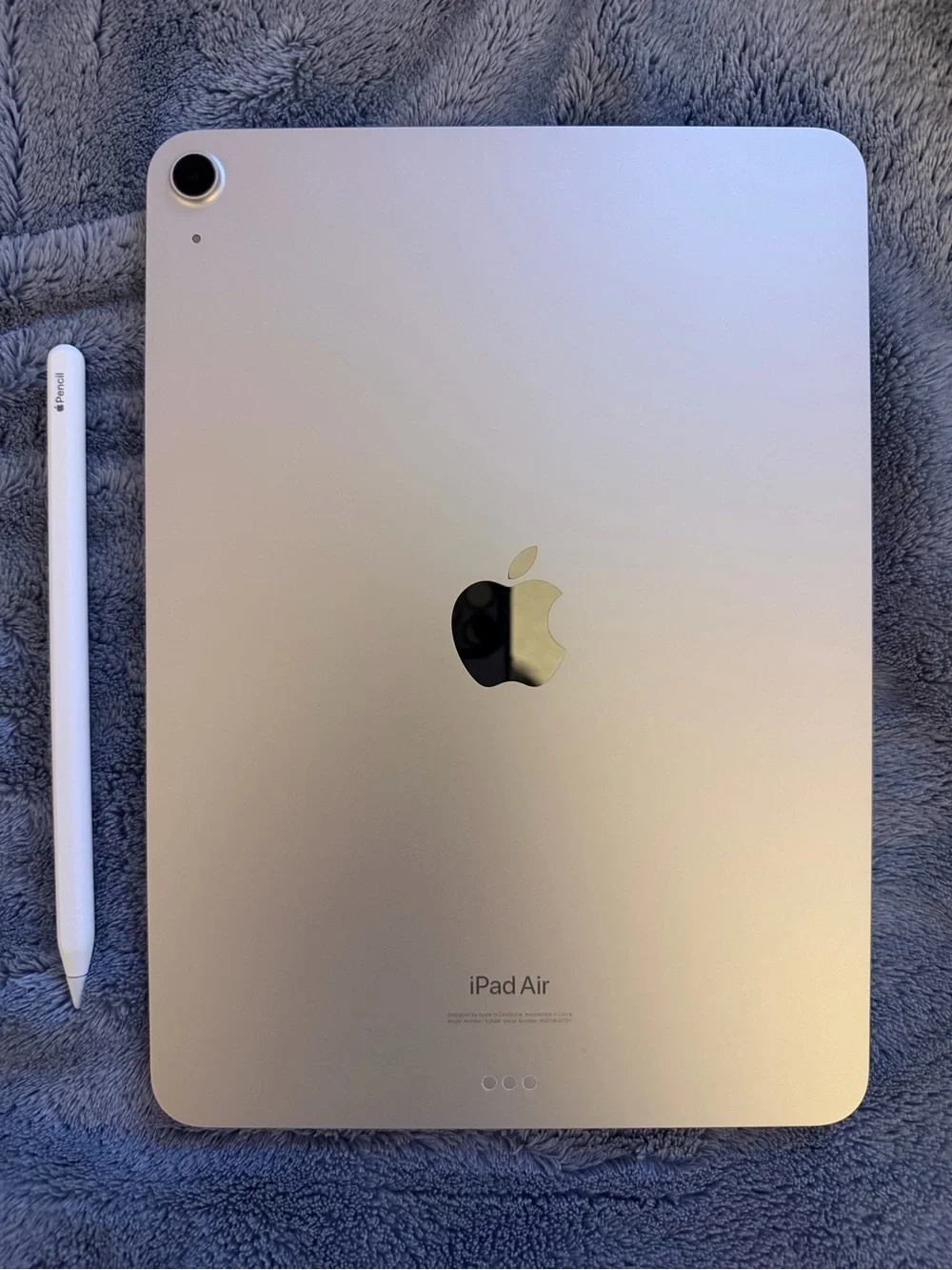 Apple iPad Air (Starlight) with Apple Pencil (White)